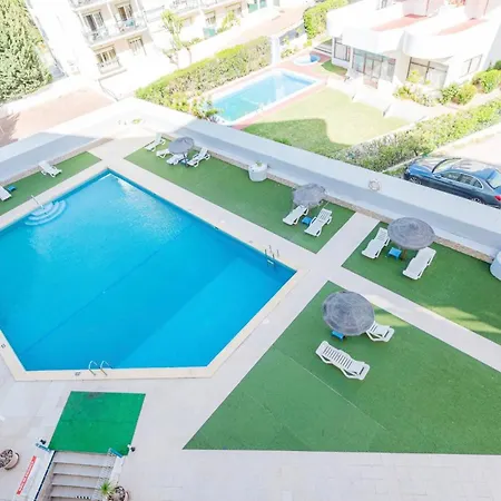 Apartman Em - Com Piscina *
