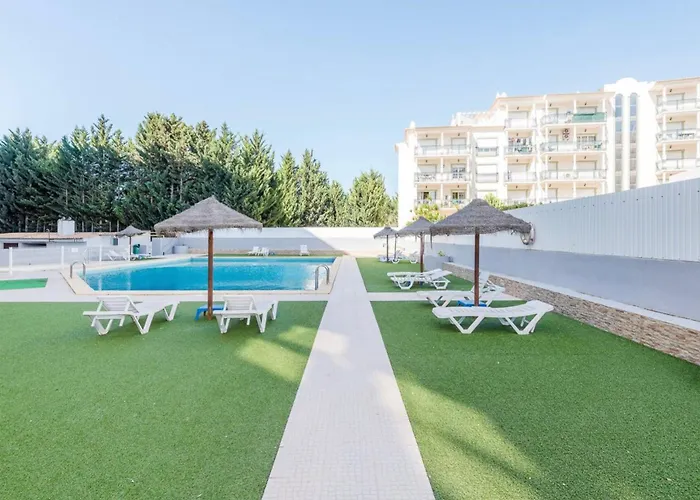 Em - Com Piscina Albufeira