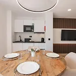 Em - Com Piscina Apartment Albufeira